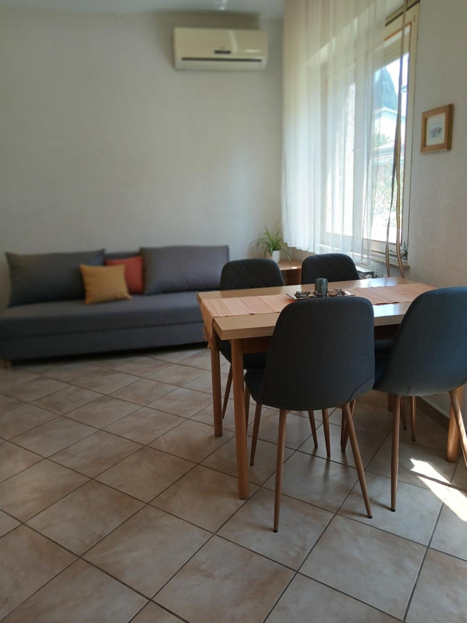 Apartments Jadranka Ivana بولا المظهر الخارجي الصورة
