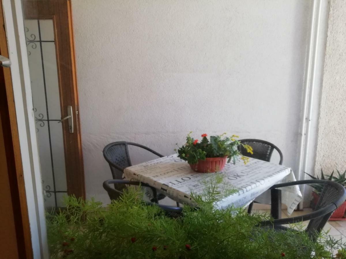 Apartments Jadranka Ivana بولا المظهر الخارجي الصورة