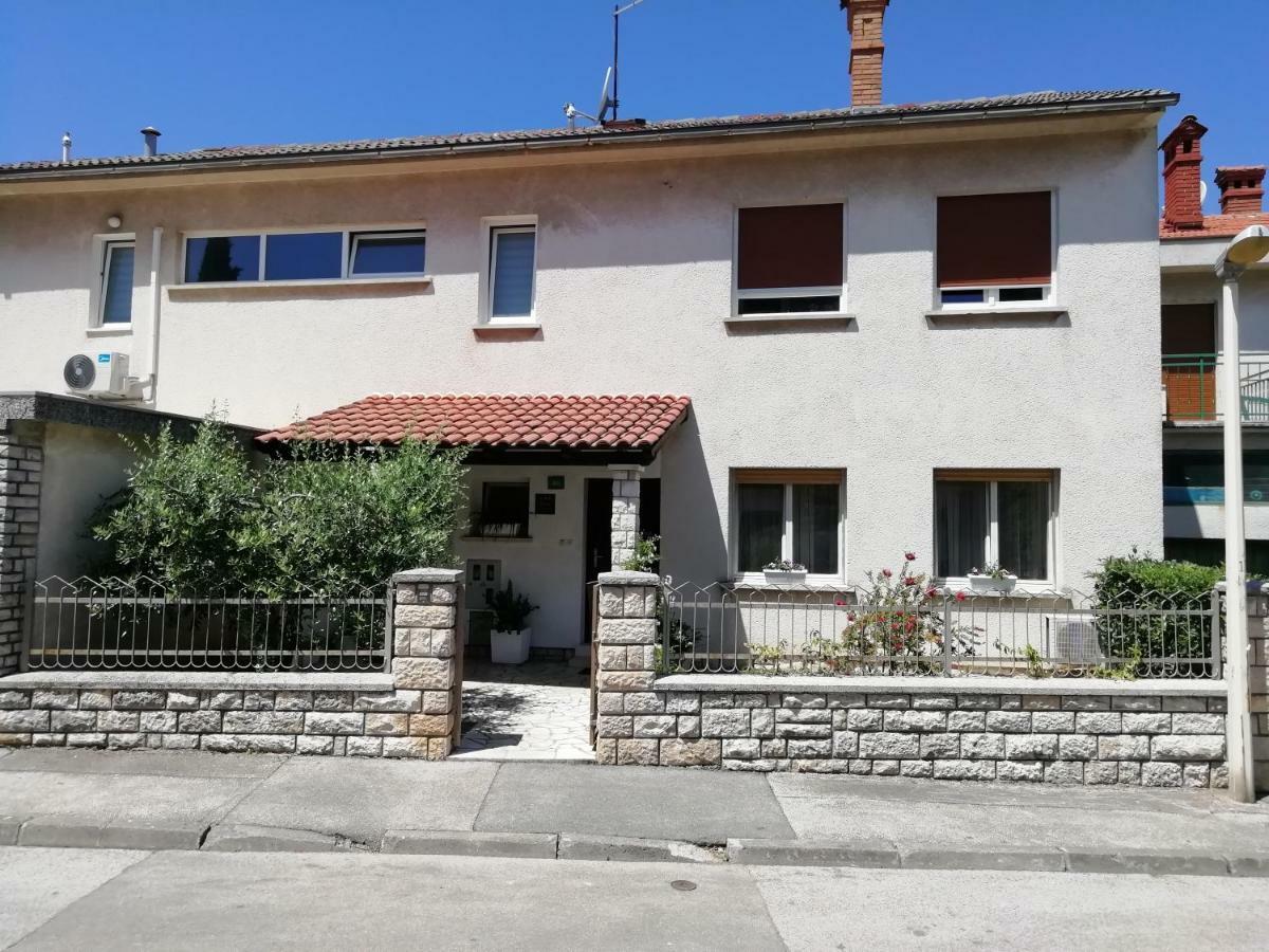 Apartments Jadranka Ivana بولا المظهر الخارجي الصورة