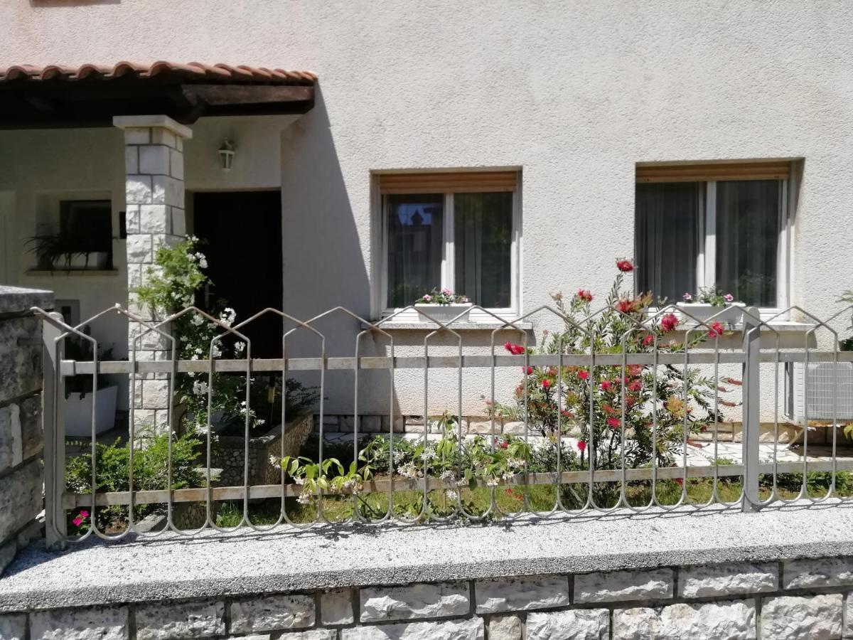 Apartments Jadranka Ivana بولا المظهر الخارجي الصورة