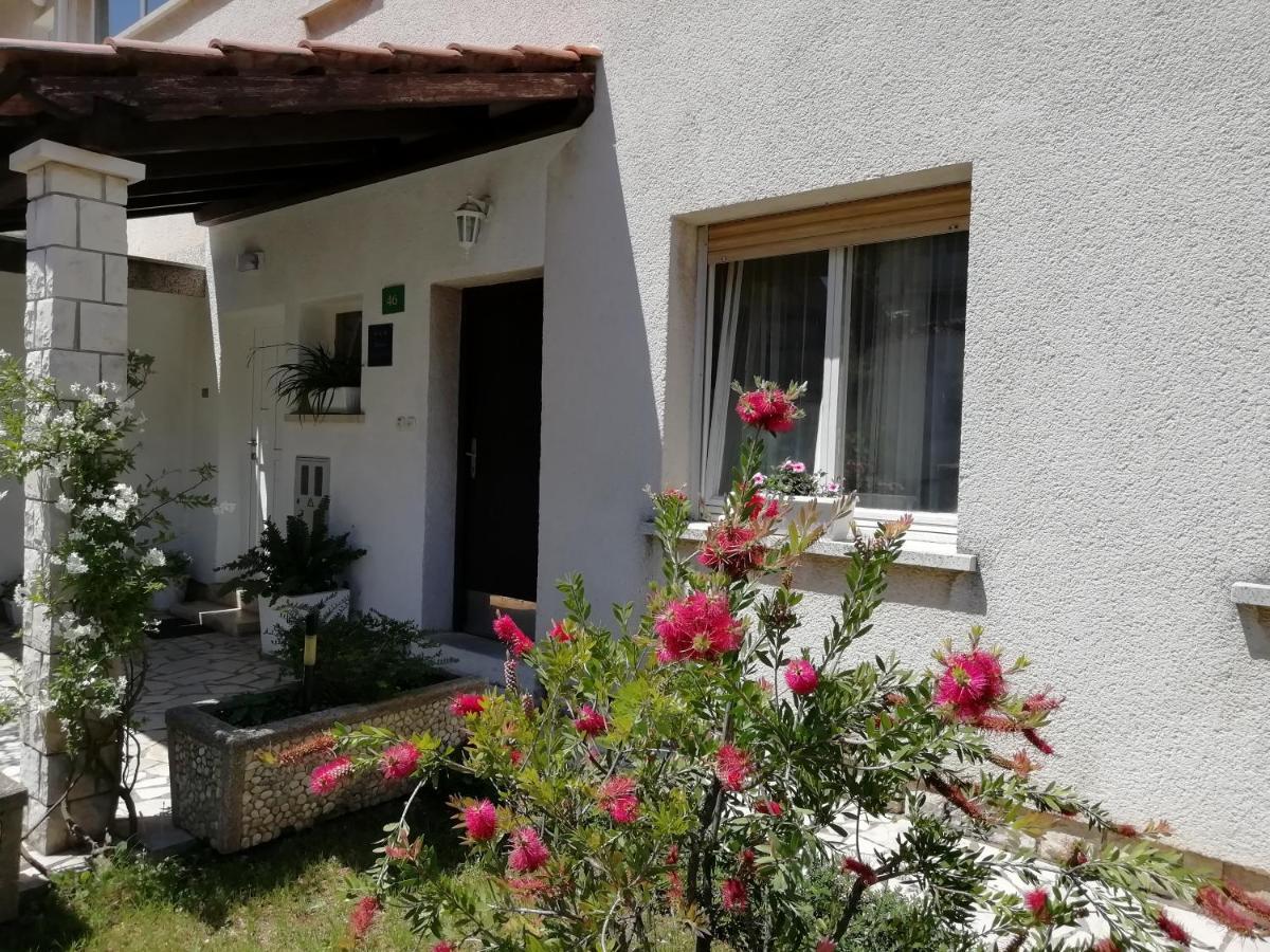 Apartments Jadranka Ivana بولا المظهر الخارجي الصورة